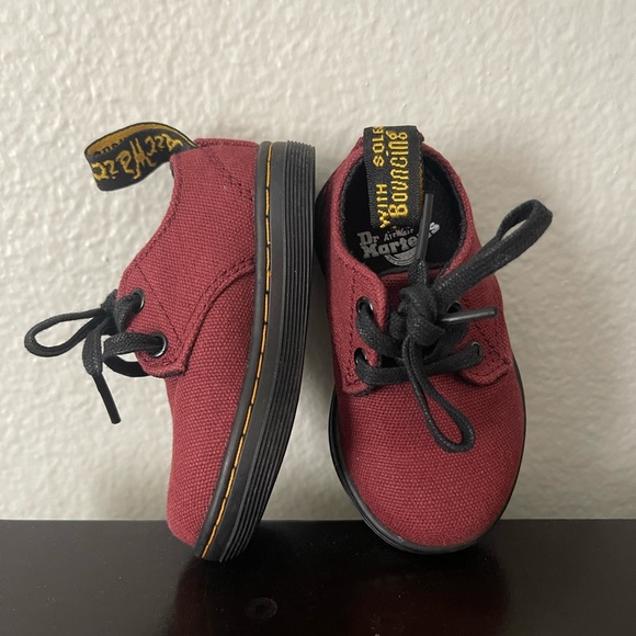 Dr. Martens Kacy cherry red shoes 4C - Picture 3 of 7